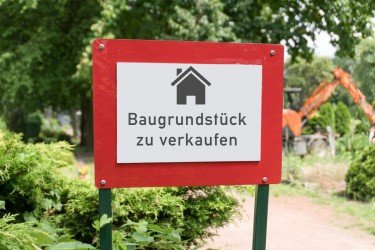 Hauptbild Baugrundstück mit Abrisshaus an der Piusallee